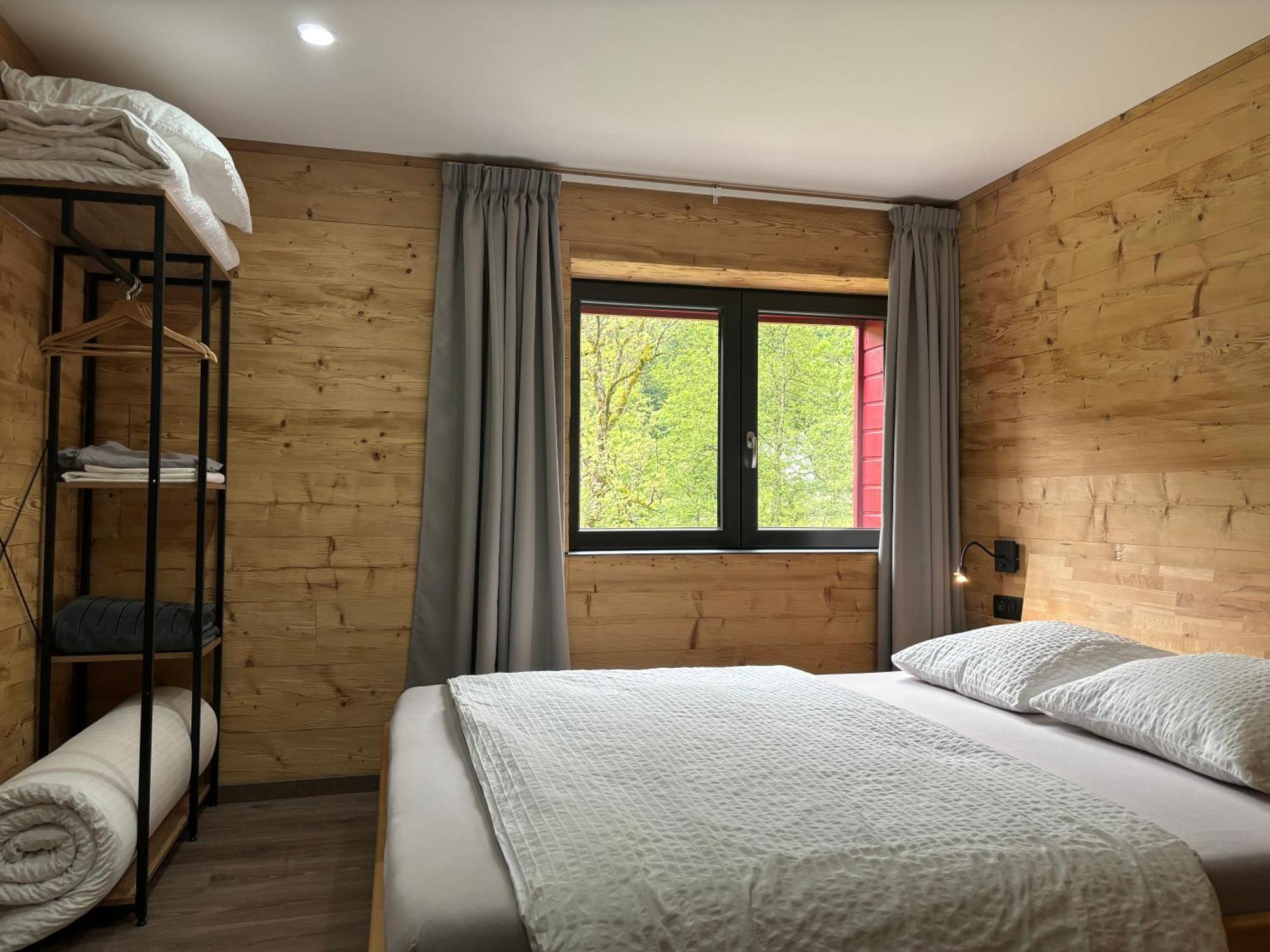 La Ferme De Rochesson, Jacuzzis & Piscine Commune Экстерьер фото